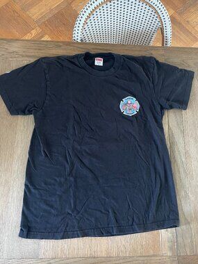 Supreme Chinatown FDNY Tee Size Medium